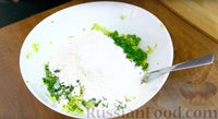 Кабачковые оладьи с зеленым луком и сметанно-чесночным соусом